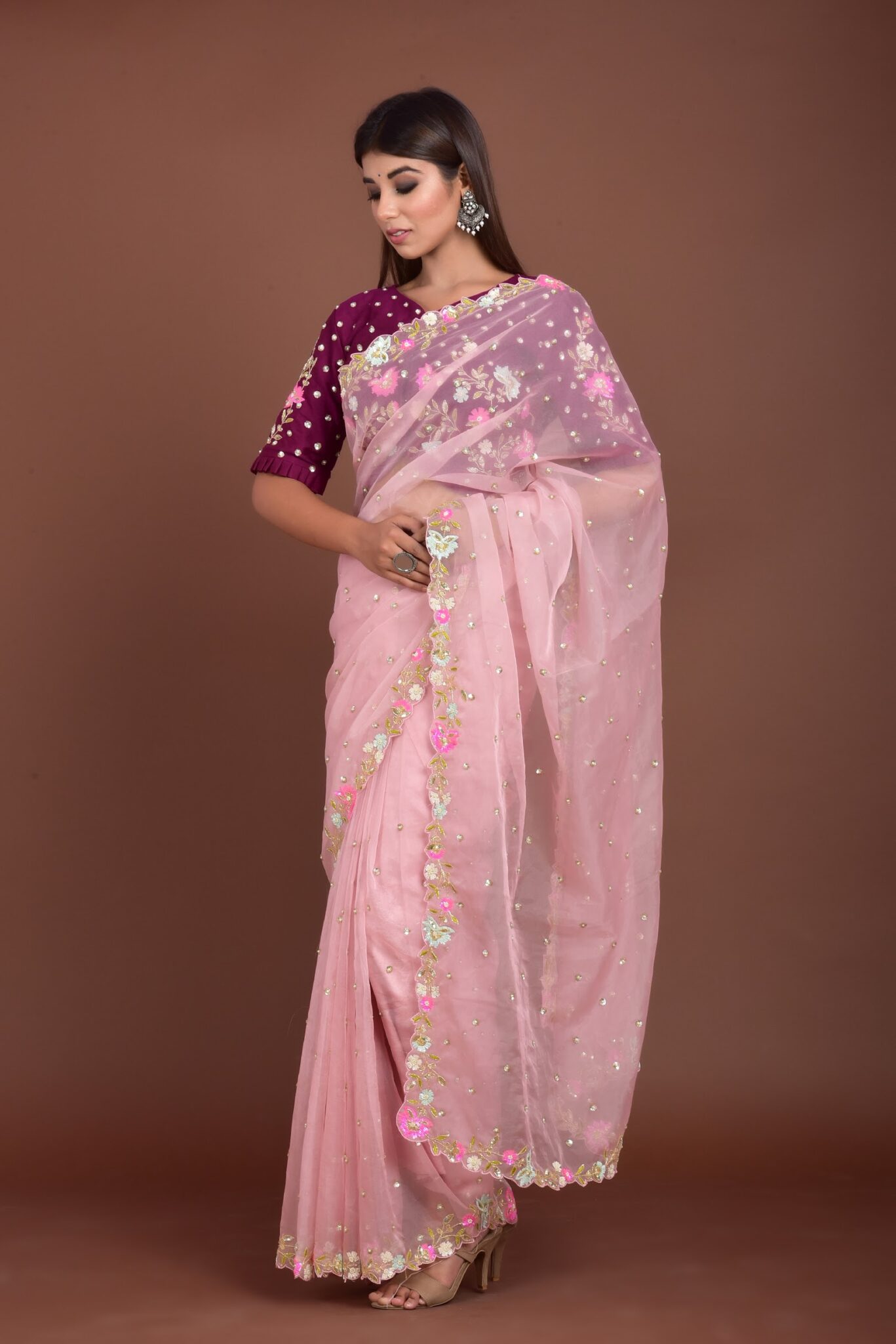 ONION PINK ORGANZA SAREE WITH COLOR SEQUENCE WORK – Ariha Jaipur