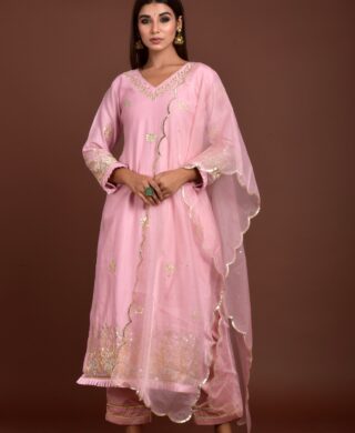 CHANDERI KURTA WITH PANT DUPATTA SET