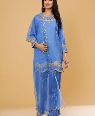SHORT KURTA WITH CRUSH GARARA SET