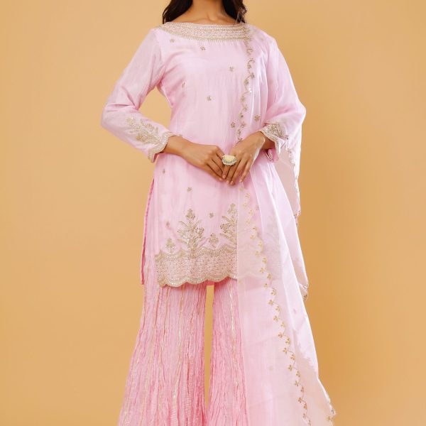 SHORT KURTA WITH CRUSH GARARA SET