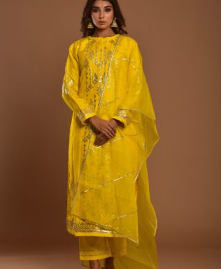 SILK KURTA WITH PENT SET